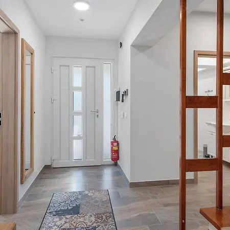 Lena Hotel Labin (Istria)